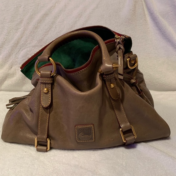 Dooney & Bourke Handbags - Dooney & Bourke Florentine Medium Satchel